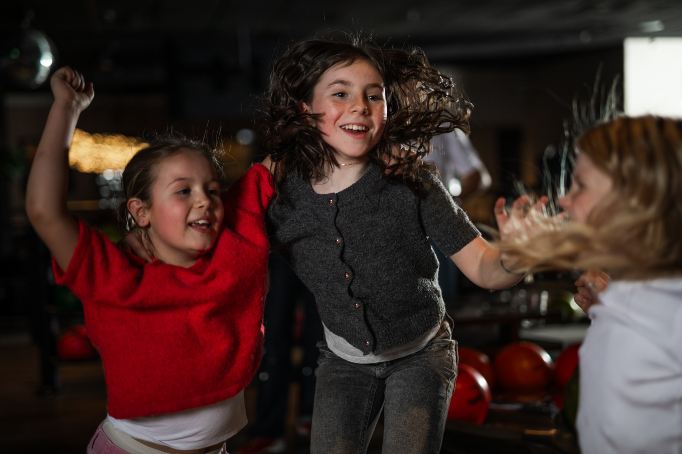 Bursdagsjente med krone